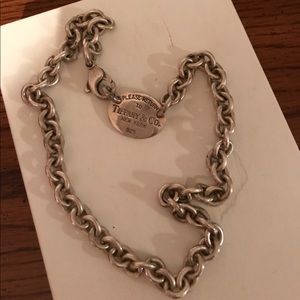 Tiffany’s necklace